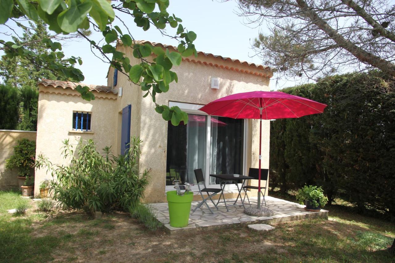 Entre Avignon Et Pont Du Gard Bed & Breakfast โรชฟอร์ต-ดู-การ์ ภายนอก รูปภาพ