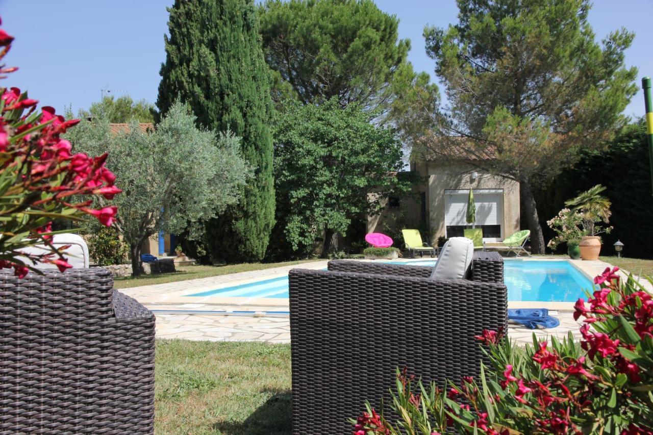 Entre Avignon Et Pont Du Gard Bed & Breakfast โรชฟอร์ต-ดู-การ์ ภายนอก รูปภาพ